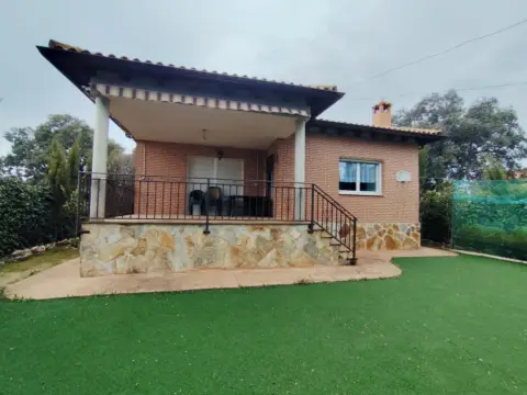 Chalet en Urb. Medina Azahara