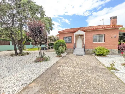 Chalet en Urb La Arboleda