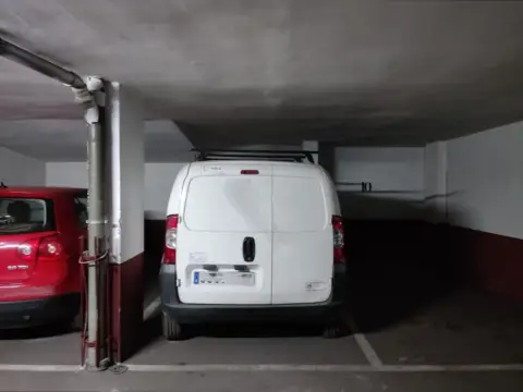 Garaje en calle de las Hileras, 9