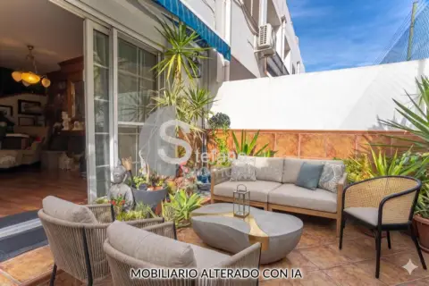 Casa pareada en calle de Castilla