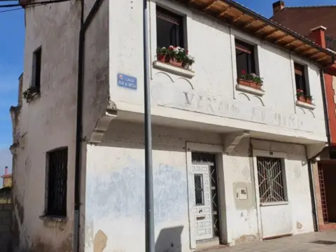 Casa rústica en calle de Juan de Ortega, 1