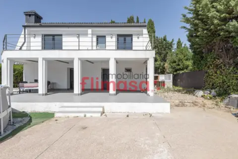 Chalet en calle del Junco