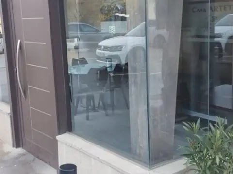 Local comercial en calle de San Miguel