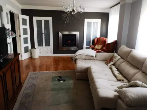 Casa adosada en Paseo Las Higueras