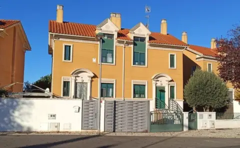 Casa pareada en Siglo Xxi