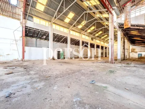 Nave industrial en Manises