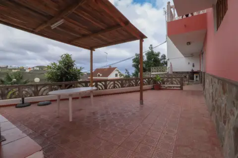 Chalet en calle de las Hespérides, 13