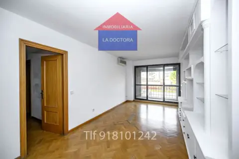 Piso en calle de Vitoria