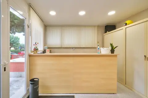 Local comercial en Carrer de Santa Maria