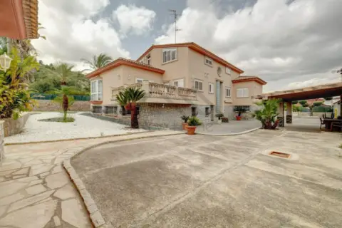 Chalet en Benaguasil