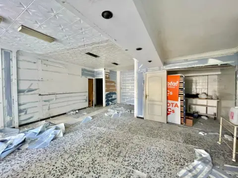 Local comercial en Ayuntamiento