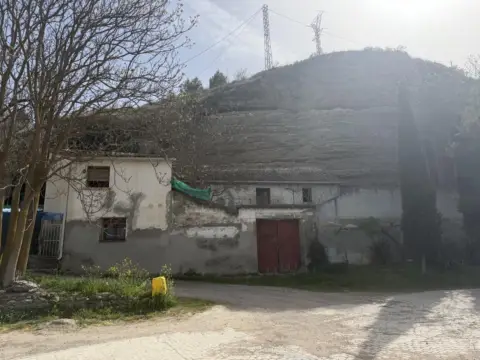 Chalet en calle Edificio Diseminados, nº 414