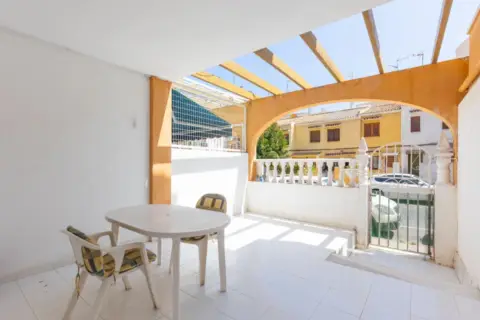 Apartamento en Avenida de Diego Ramírez Pastor, 257