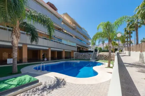 Ático en calle del Escritor Angel Palomino, 2