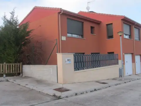 Casa pareada en calle del Castillo