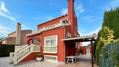 Chalet en Carrer Pino Verde