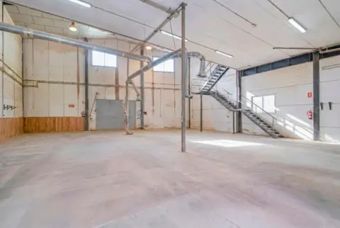 Nave industrial en Vega de Granada Zona Noroeste