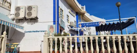 Local comercial en Avenida de Cabo Cope, 1