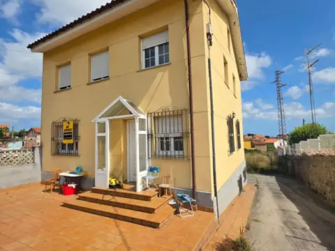 Chalet en El Alfaraz