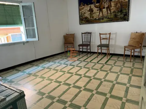 Chalet en Plaza de la Iglesia