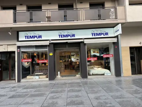 Local comercial en Karlos III.a Noblearen Etorbidea