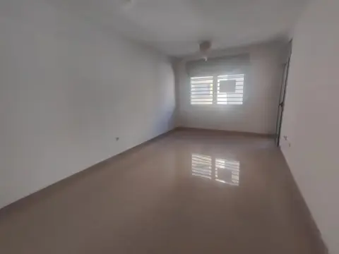 Piso en Barri Sant Maure