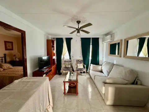 Piso en calle de Juan Breva, 18