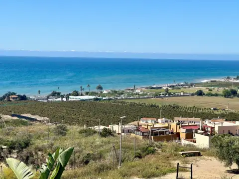 Casa adosada en Avenida Amatista