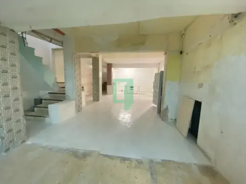 Local comercial en Avinguda del Marquès de Mont-Roig