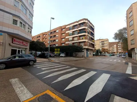 Piso en calle Federico García Lorca, 12