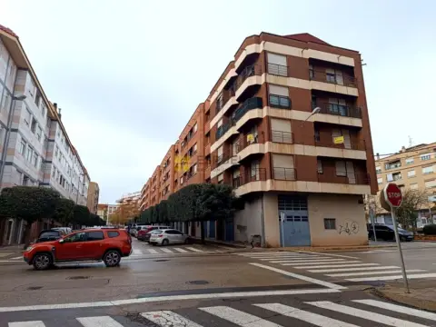 Piso en calle Federico García Lorca, 12