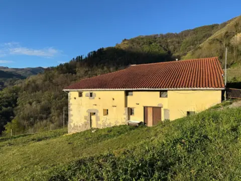 Finca rústica en calle Kurpidea Auzoa Auzoa, nº 7