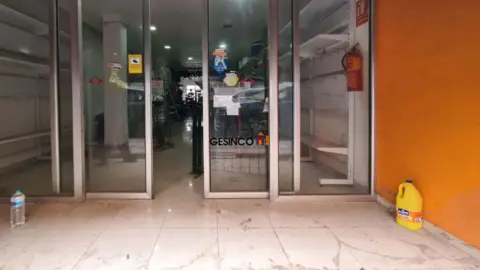 Local comercial en calle del Músico Enric Casanova, 13