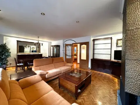 Dúplex en calle Carrer Maria Pla