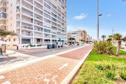 Apartamento en Passeig Marítim de Neptú, 27