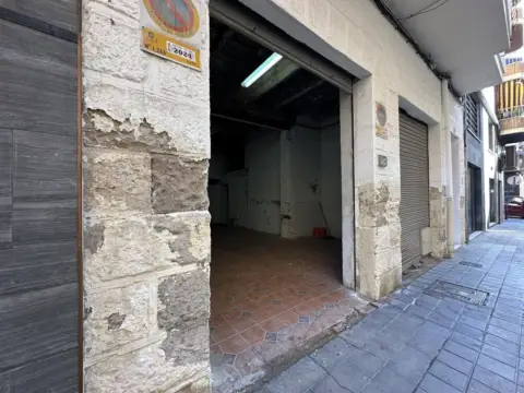 Local comercial en calle del Maestro Marqués