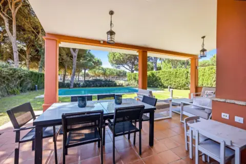 Chalet en Las Lomas de Sancti Petri