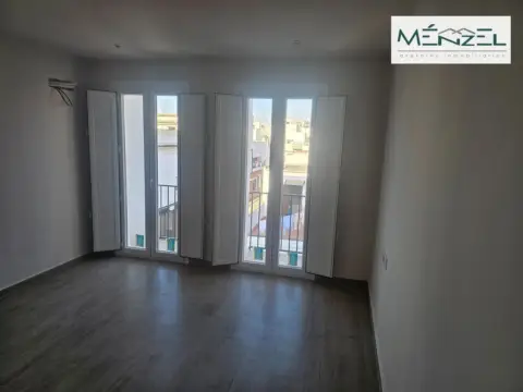 Piso en calle de la Isla