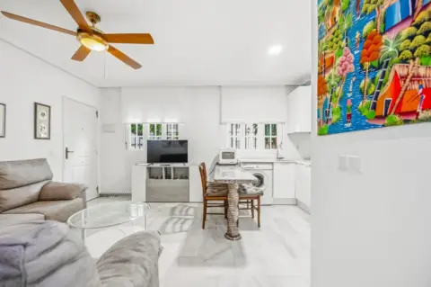 Apartamento en calle de la Morena, 86