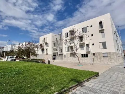 Piso en calle de Cocotero, 16