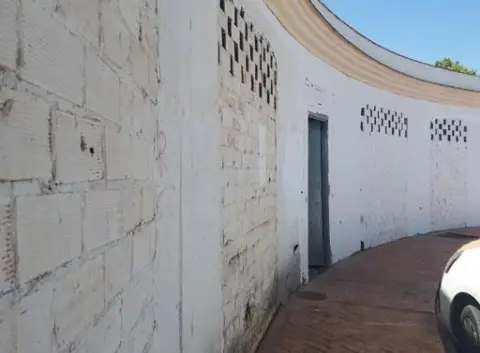Local comercial en calle de Rafael Molero Cabrilla