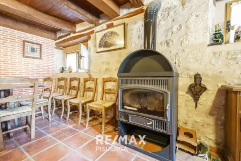 Casa adosada en Plaza Cruz