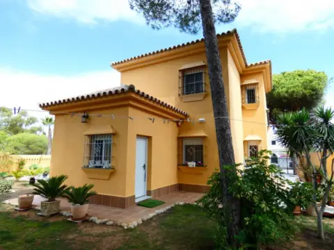 Chalet en Costa de Sancti Petri