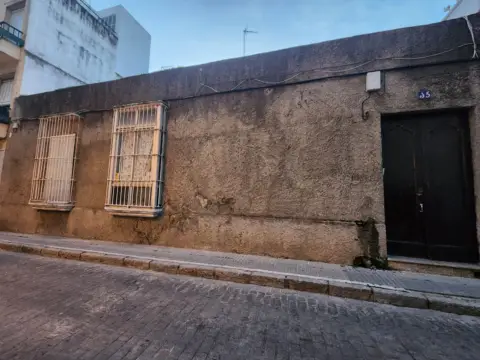 Casa en calle Cayetano del Toro