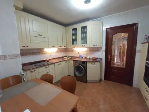 Piso en calle Allende Particular