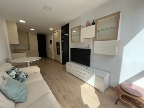 Piso en calle Agustín de Bethencourt, 5