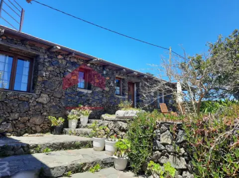 Finca rústica en calle de las Rosas a la Cuesta