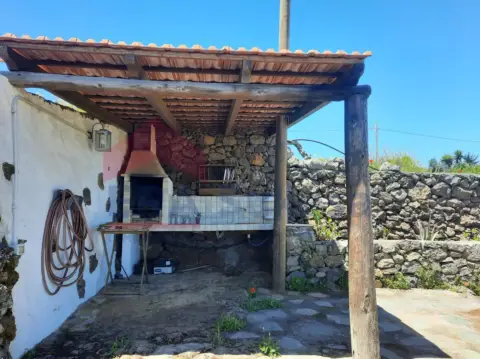 Finca rústica en calle de las Rosas a la Cuesta