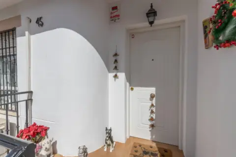 Casa en calle de Juan de La Cierva, nº 45