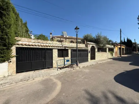 Chalet en calle Lucano